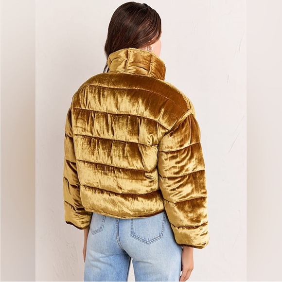 Like-new STOOSH reversible gold and silver jacket - Picture 2 of 11